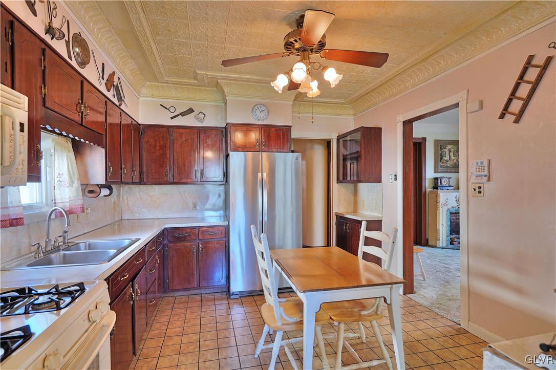 1010 Catasauqua Road Whitehall, PA 18052 - Photo 14 of 30 Gallery Image 14
