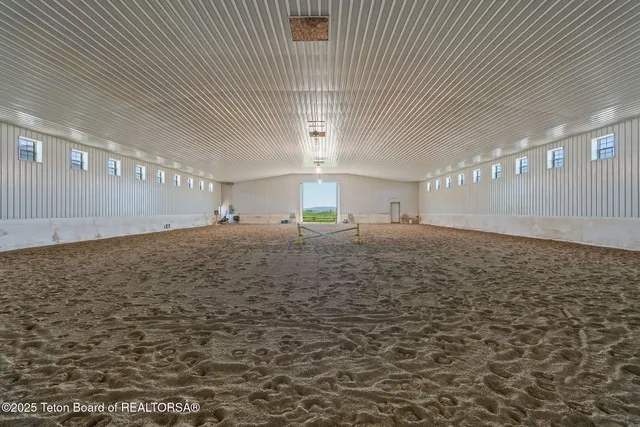 $2,850,000 | 86 Hawks Rest Road, Etna, WY 83118