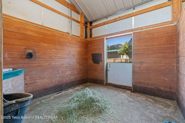 $2,850,000 | 86 Hawks Rest Road, Etna, WY 83118