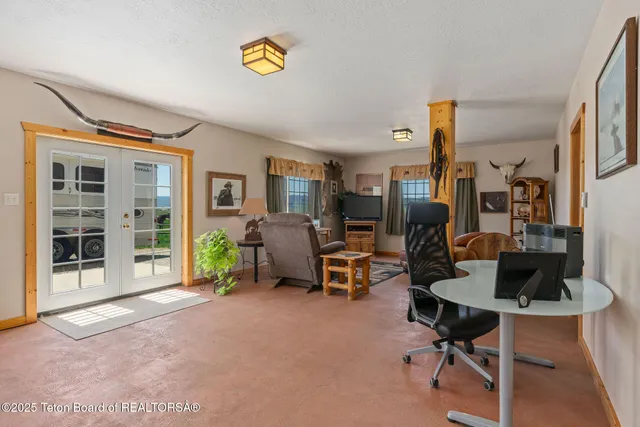 $2,850,000 | 86 Hawks Rest Road, Etna, WY 83118