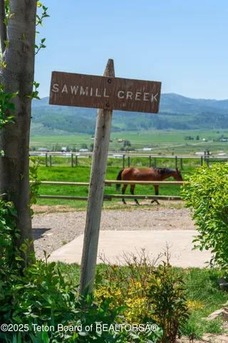 $2,850,000 | 86 Hawks Rest Road, Etna, WY 83118