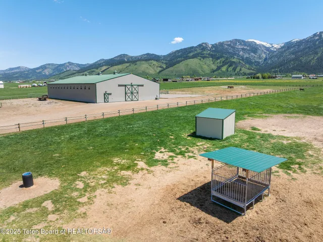 $2,850,000 | 86 Hawks Rest Road, Etna, WY 83118