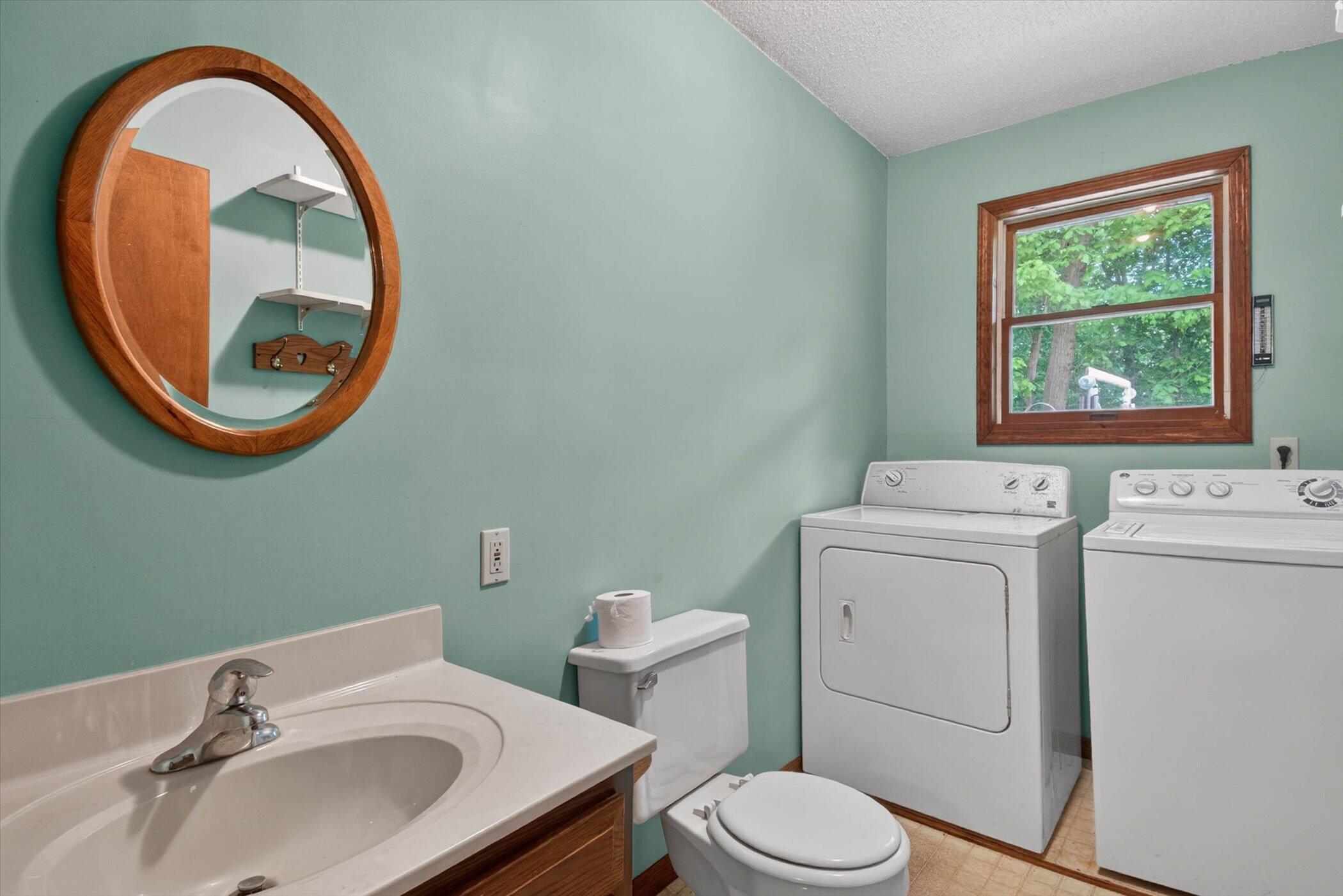 3076 Senator Road Sheridan, MI 48884 - Photo 9 of 47 16-3076-Senator-Rd-Sheridan-WindowStill