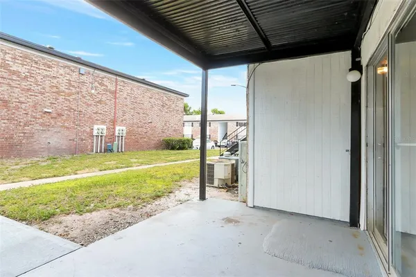 $120,000 | 5317 Curry Ford Road, Unit J102, Orlando, FL 32812