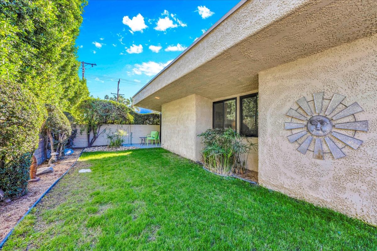 1111 East Ramon Road, Unit 98 Palm Springs, CA 92264 - Photo 32 of 63 35-32