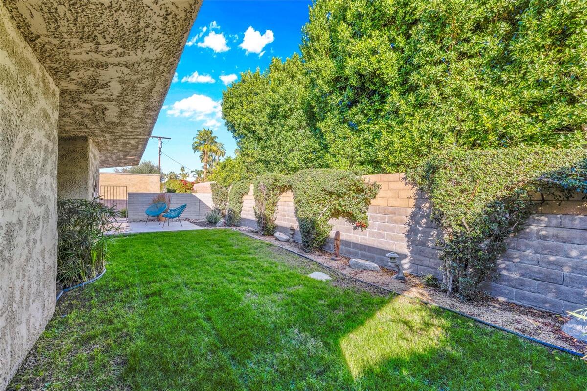 1111 East Ramon Road, Unit 98 Palm Springs, CA 92264 - Photo 34 of 63 37-34