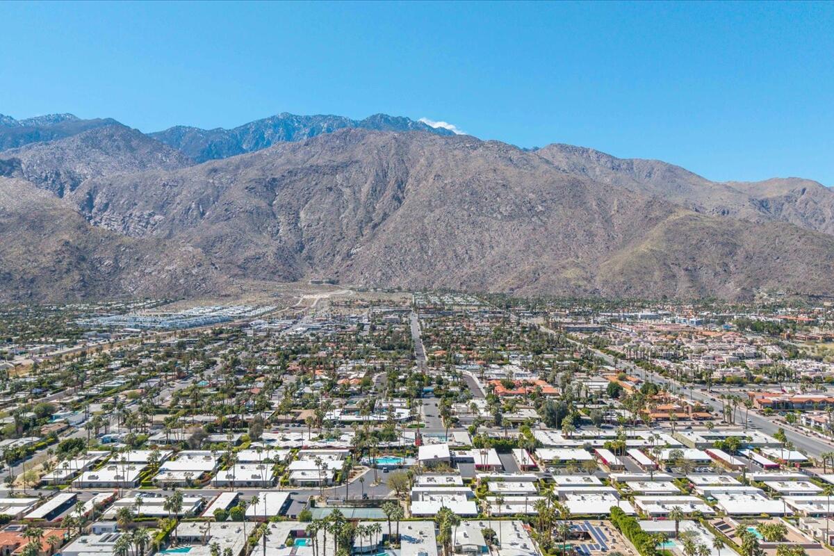 1111 East Ramon Road, Unit 98 Palm Springs, CA 92264 - Photo 44 of 63 04-Ramona Villas Community Photos (13)
