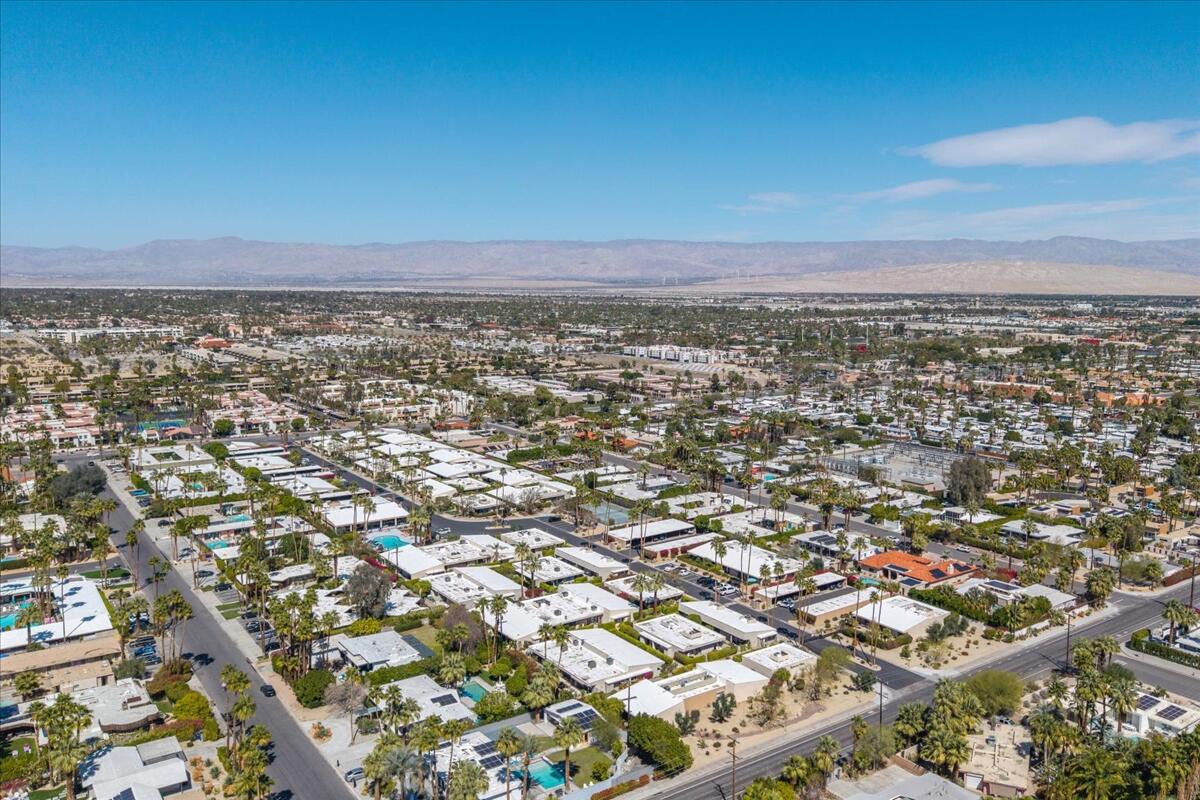 1111 East Ramon Road, Unit 98 Palm Springs, CA 92264 - Photo 48 of 63 08-Ramona Villas Community Photos (17)