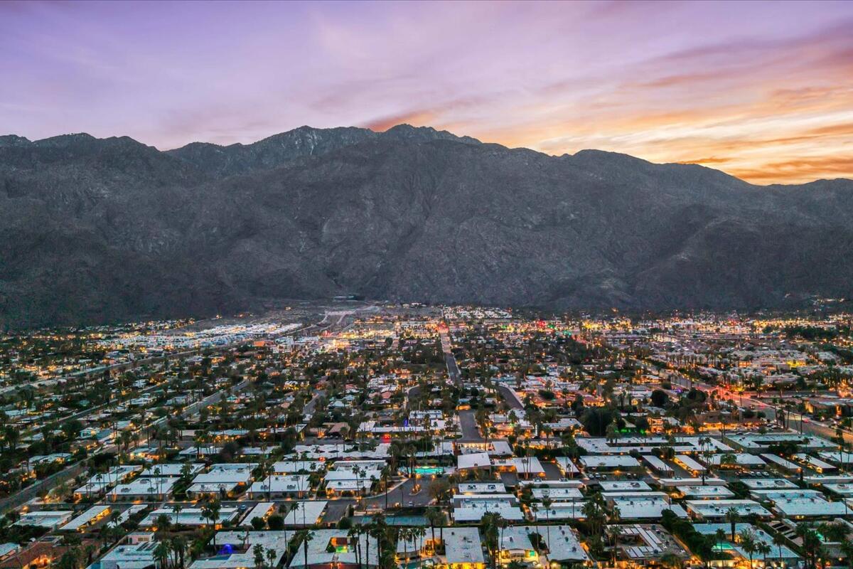 1111 East Ramon Road, Unit 98 Palm Springs, CA 92264 - Photo 52 of 63 12-Ramona Villas Community Photos (21)
