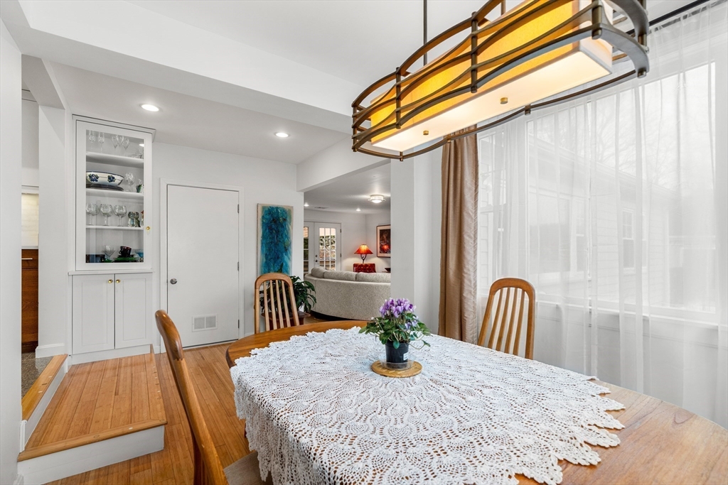 11 Ridge Street Winchester, MA 01890 - Photo 16 of 40