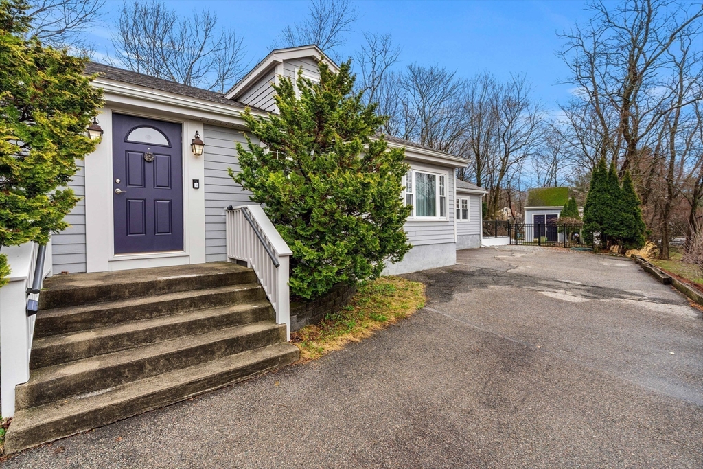 11 Ridge Street Winchester, MA 01890 - Photo 2 of 40