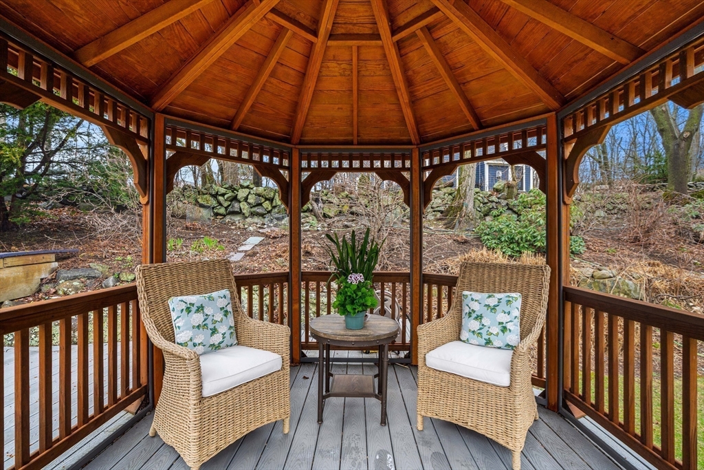 11 Ridge Street Winchester, MA 01890 - Photo 28 of 40