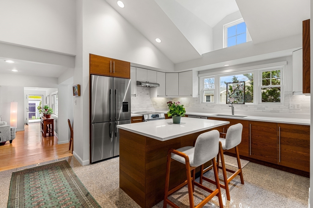 11 Ridge Street Winchester, MA 01890 - Photo 3 of 40