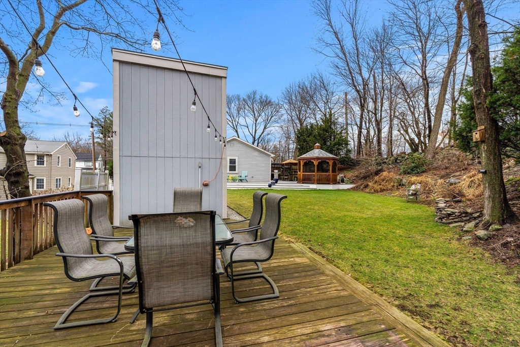 11 Ridge Street Winchester, MA 01890 - Photo 31 of 40