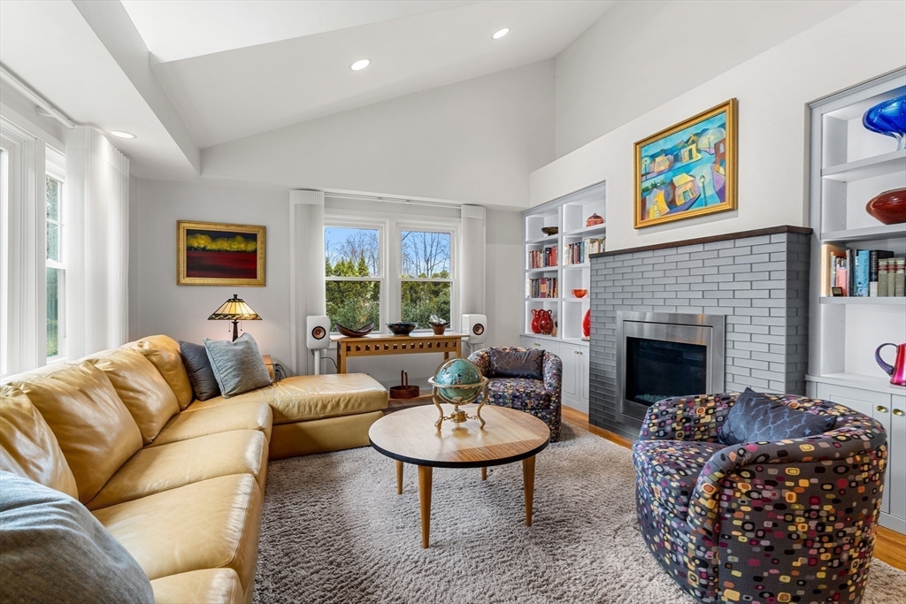 11 Ridge Street Winchester, MA 01890 - Photo 5 of 40