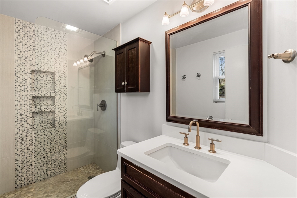 11 Ridge Street Winchester, MA 01890 - Photo 8 of 40