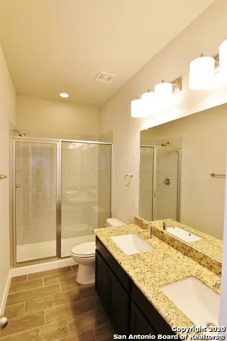 $1,735 | 418 Creekside Curve, New Braunfels, TX 78130