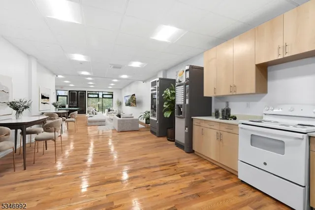 $2,687 | 520 Belleville Avenue, Unit S401, Belleville, NJ 07109