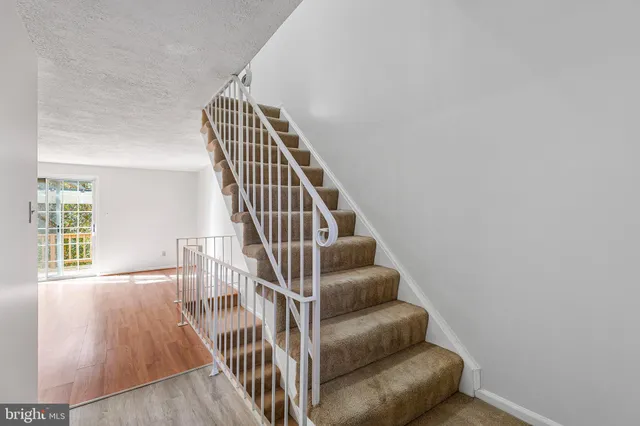 $2,250 | 14345 Little Rocky Mountain Court, Centreville, VA 20120