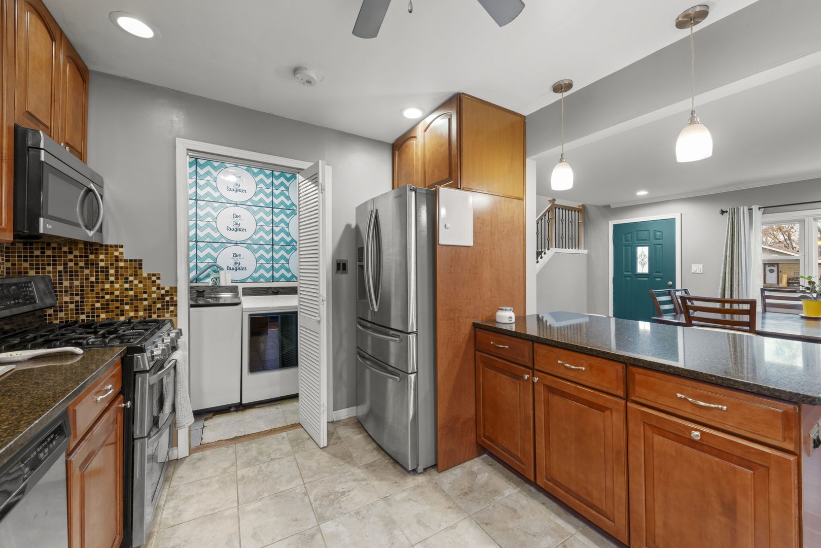 6017 Birmingham Street Chicago Ridge, IL 60415 - Photo 10 of 37