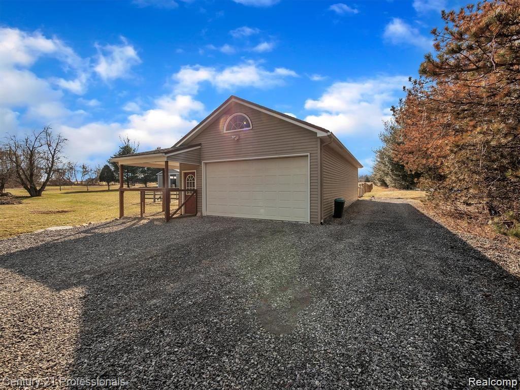 5340 Bishop Road Dryden, MI 48428 - Photo 59 of 82 65-5340-Bishop-Rd-WindowStill-Real-Estate-Photography-63.jpg