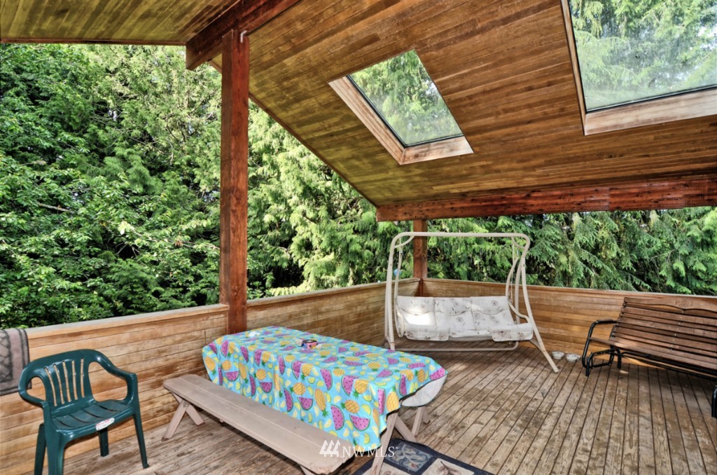 1023 Duchess Road Bothell, WA 98012 - Photo 2 of 7