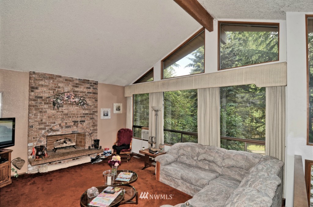 1023 Duchess Road Bothell, WA 98012 - Photo 6 of 7