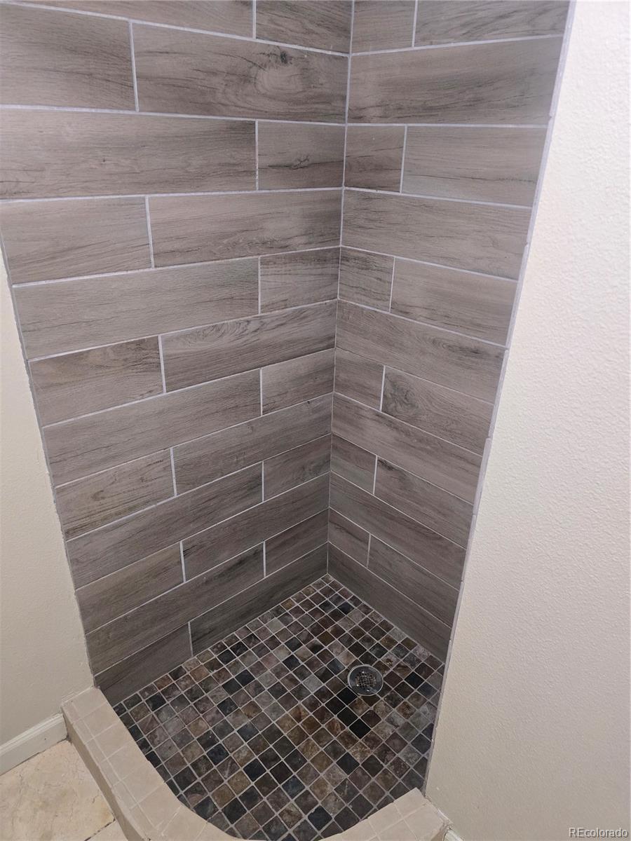 3540 Niagara Street Denver, CO 80207 - Photo 26 of 34