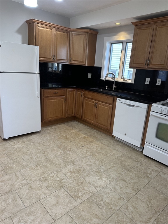 698 Main Street, Unit 1 Wakefield, MA 01880 - Photo 8 of 8