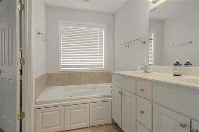 $310,000 | 6022 Northeast 48th Street, Kansas City, MO 64119