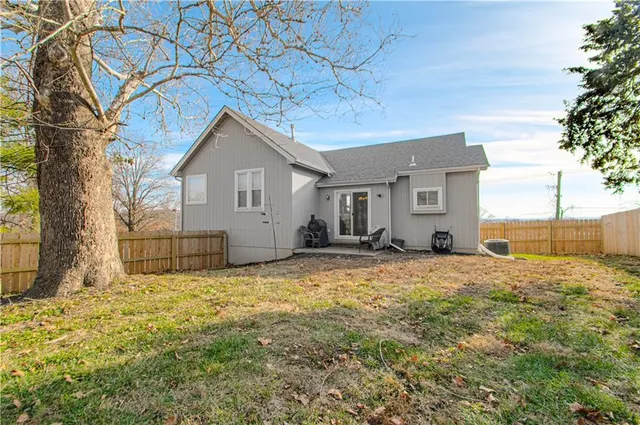 $310,000 | 6022 Northeast 48th Street, Kansas City, MO 64119