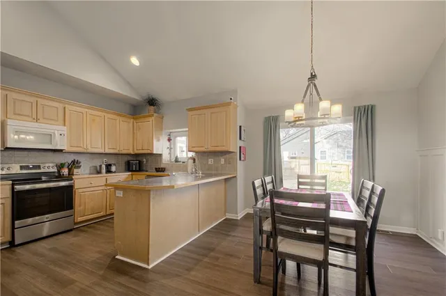 $310,000 | 6022 Northeast 48th Street, Kansas City, MO 64119