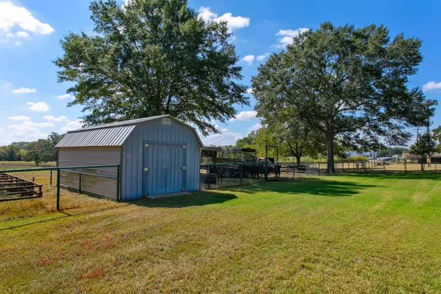 $1,595,000 | 974 Highway 21, Caldwell, TX 77836
