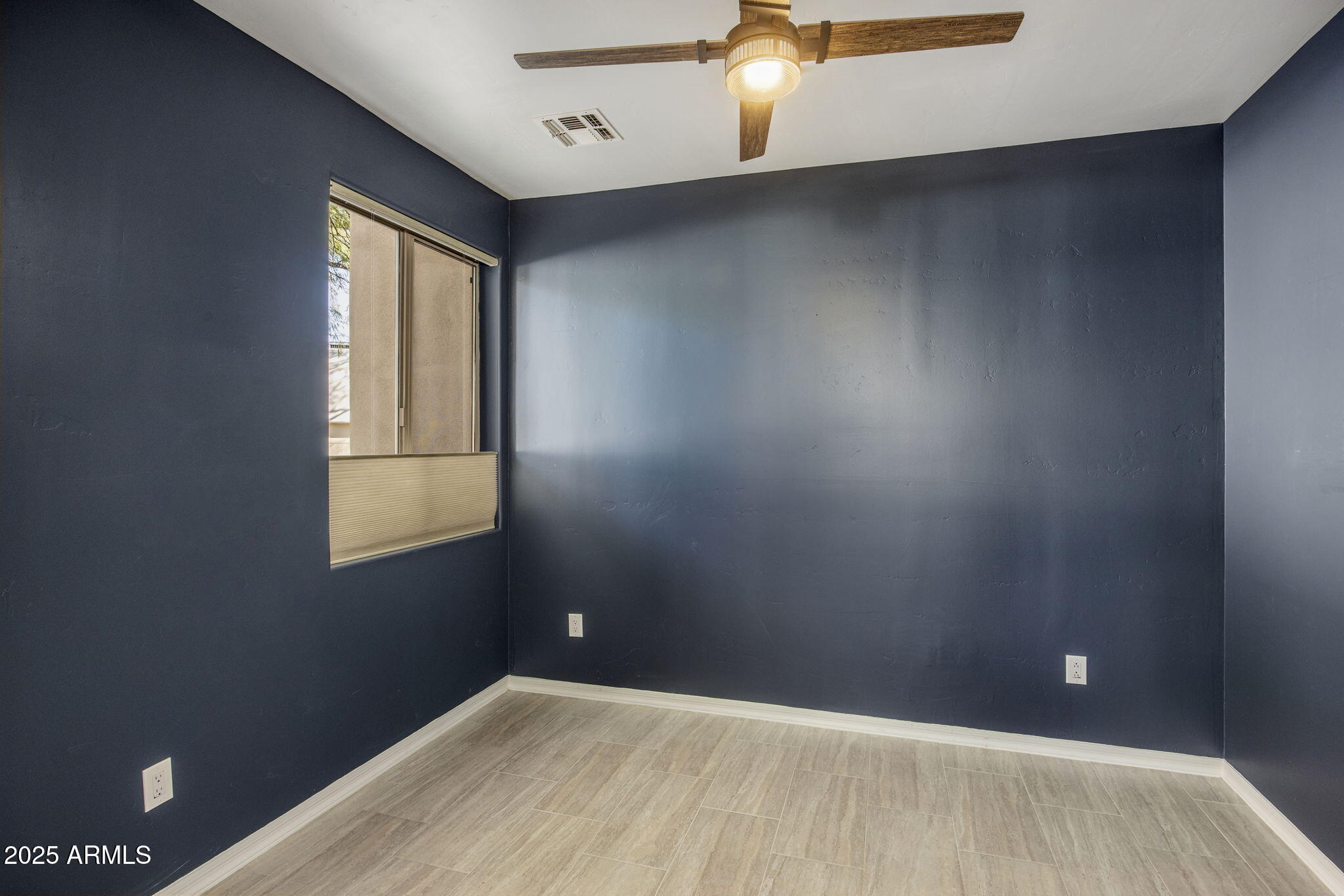 7402 Hum Road, Unit 11 Carefree, AZ 85377 - Photo 4 of 24 Office