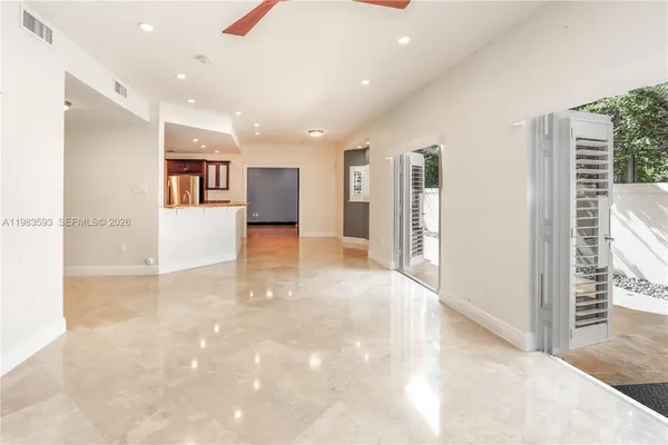 $7,500 | 11064 Southwest 79th Avenue, Miami, FL 33156