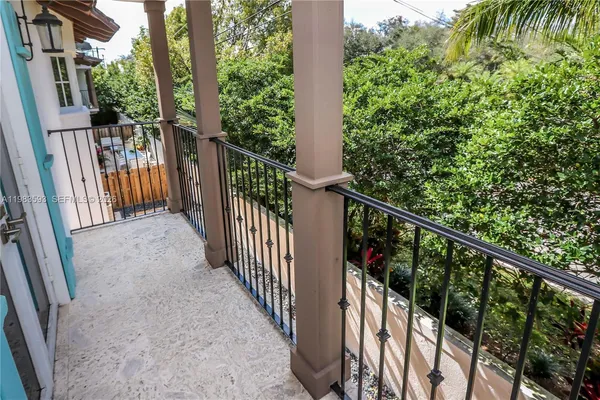 $7,500 | 11064 Southwest 79th Avenue, Miami, FL 33156