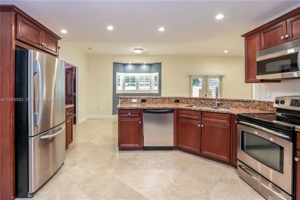 $7,500 | 11064 Southwest 79th Avenue, Miami, FL 33156