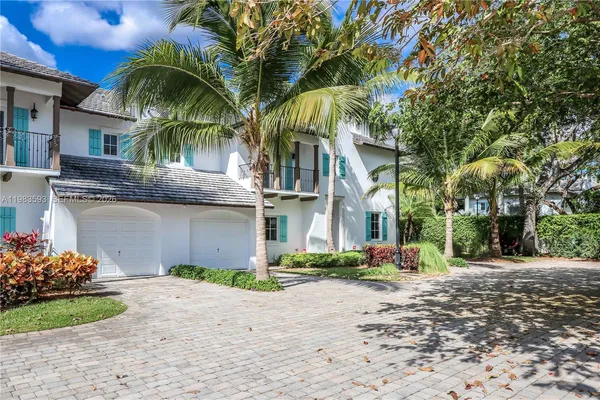 $7,500 | 11064 Southwest 79th Avenue, Miami, FL 33156