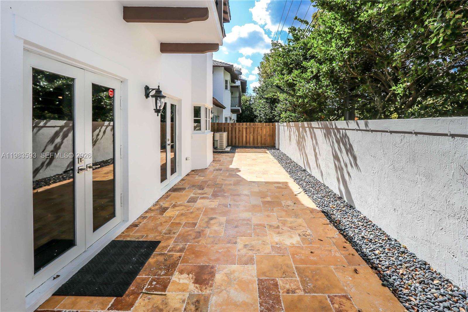 11064 Southwest 79th Avenue Miami, FL 33156 - Photo 5 of 33