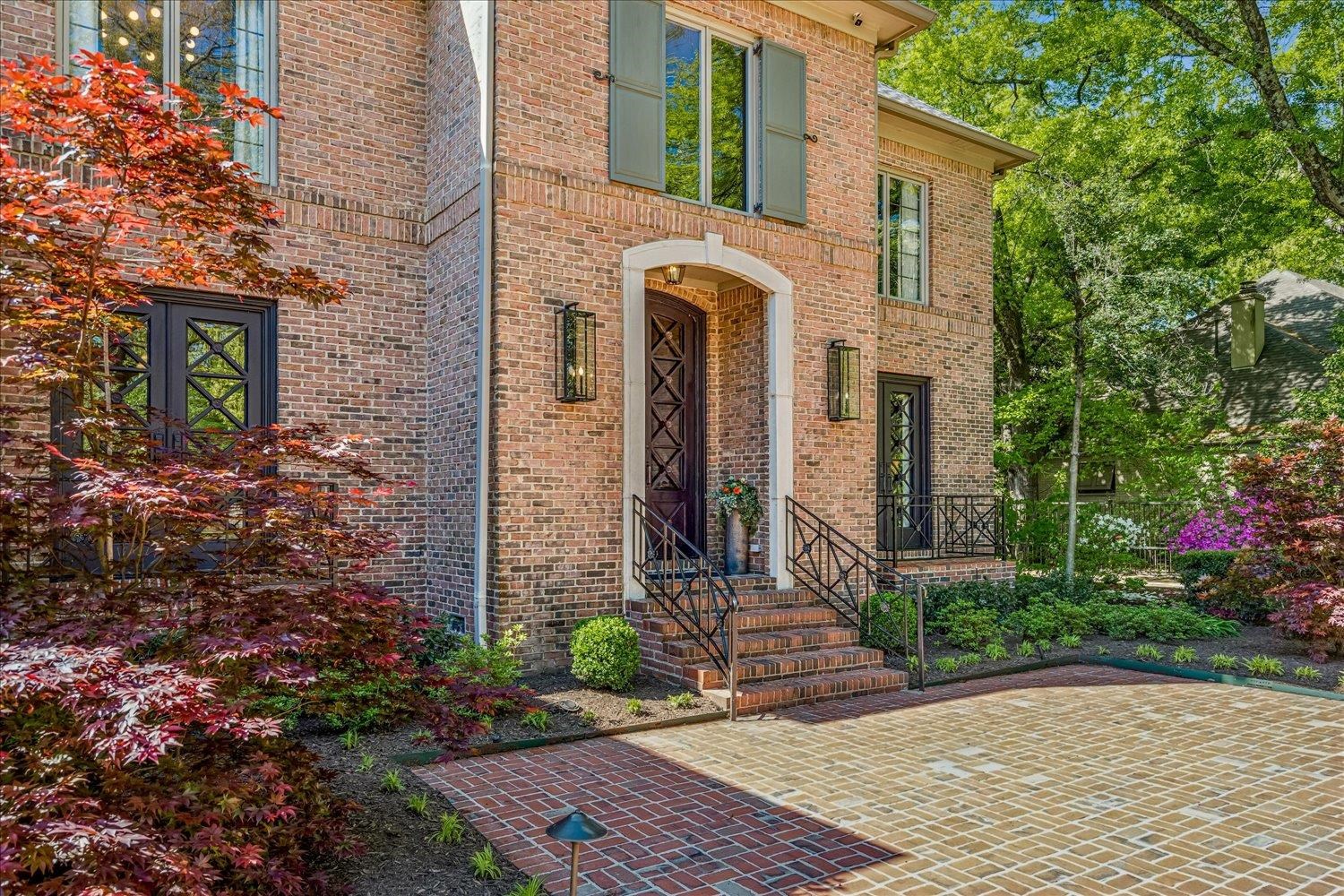 4749 Shady Grove Road Memphis, TN 38117 - Photo 3 of 40