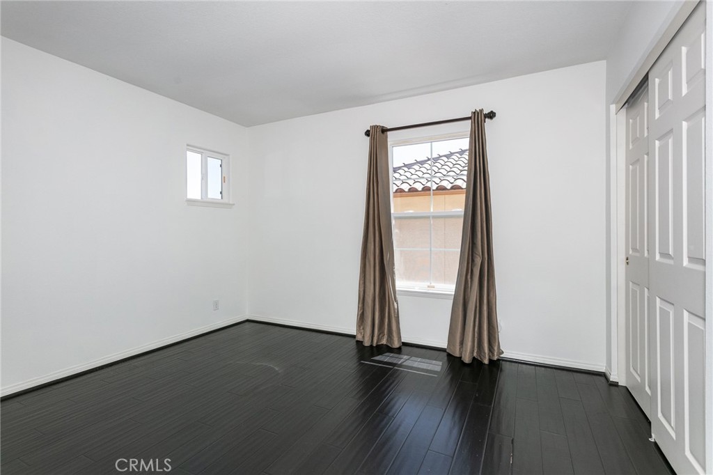 1175 Corte Riviera Camarillo, CA 93010 - Photo 17 of 33 Upstairs Bedroom