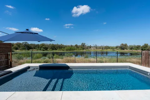 $399,000 | 3065 Nister, New Braunfels, TX 78130