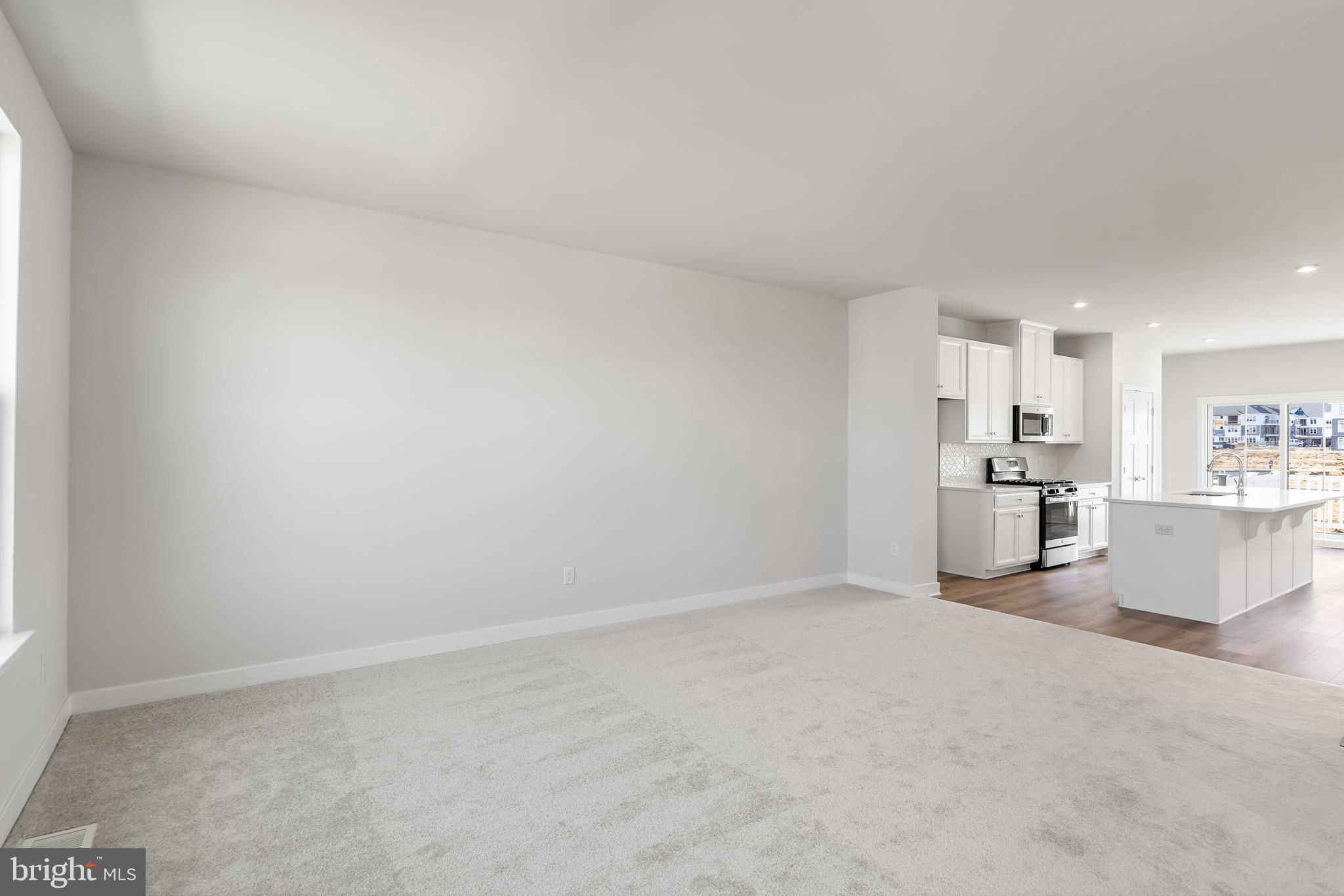 31 Sage Way Mount Laurel, NJ 08054 - Photo 14 of 38 Family room