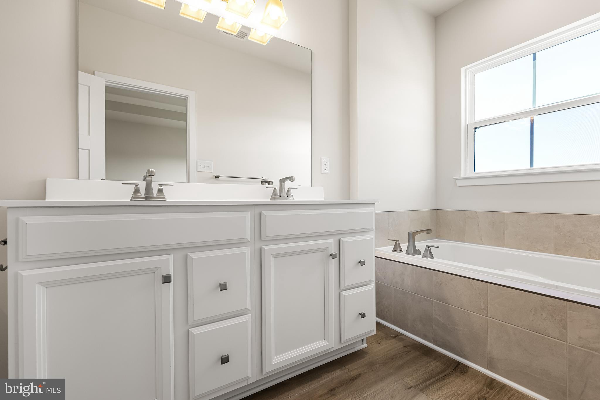 31 Sage Way Mount Laurel, NJ 08054 - Photo 28 of 38 Primary Bathroom