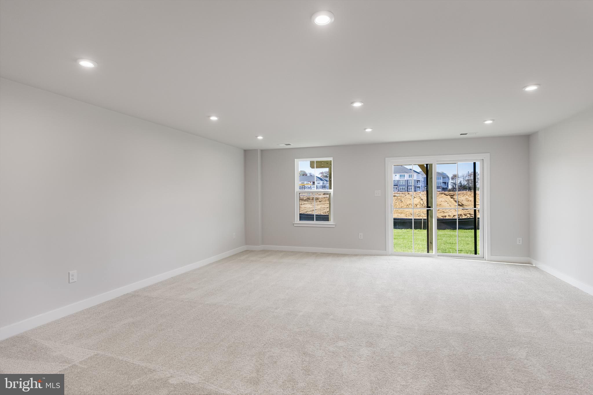 31 Sage Way Mount Laurel, NJ 08054 - Photo 6 of 38 Great room first level