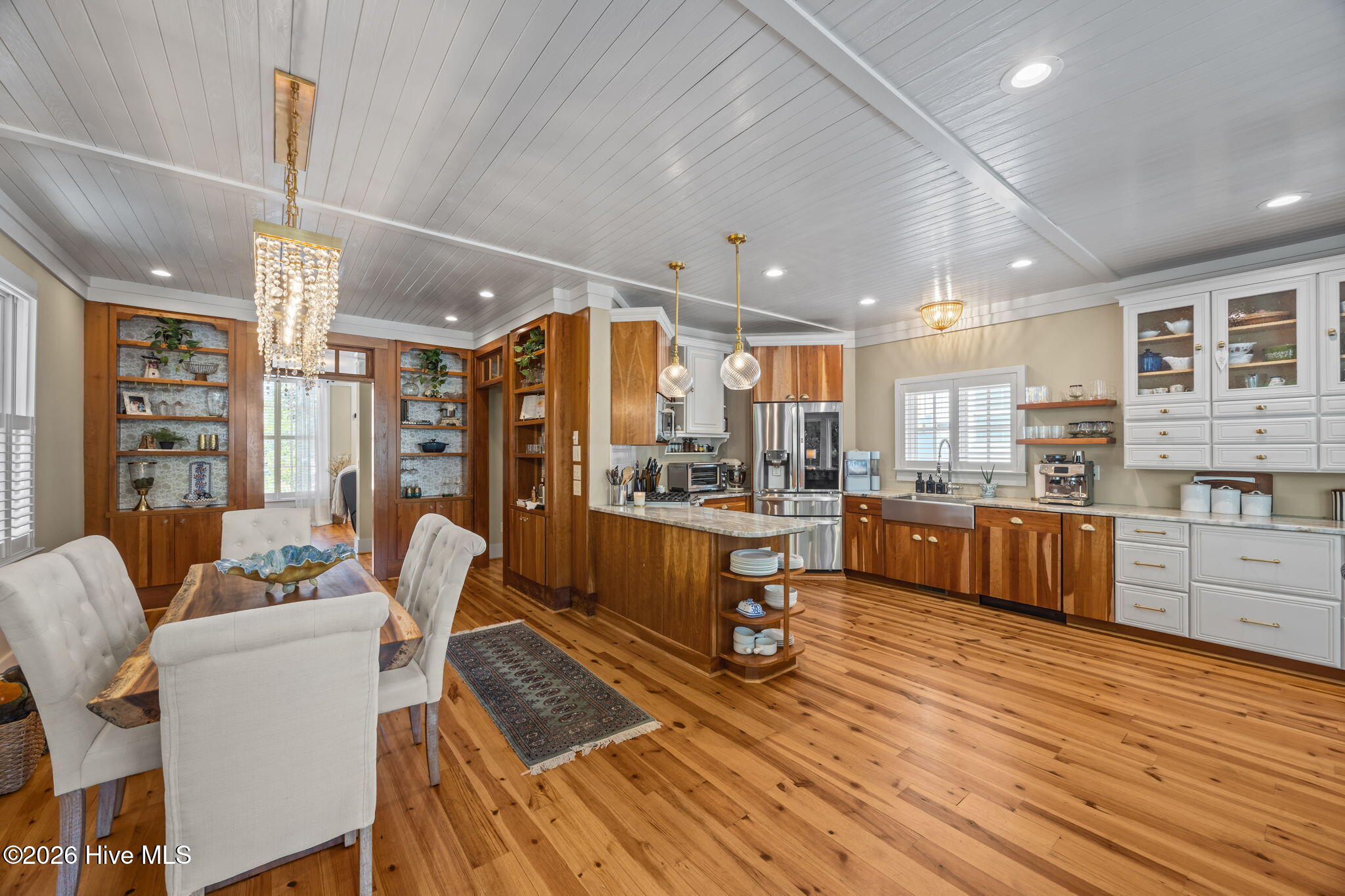 604 East Front Street New Bern, NC 28560 - Photo 17 of 53 dining room open to the kitchen
