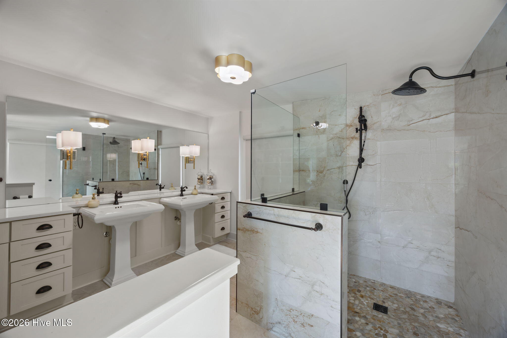 604 East Front Street New Bern, NC 28560 - Photo 29 of 53 master bath