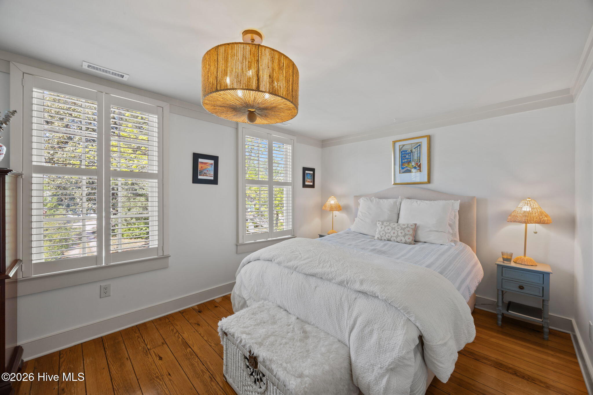604 East Front Street New Bern, NC 28560 - Photo 33 of 53 1 of 2 guest bedrooms