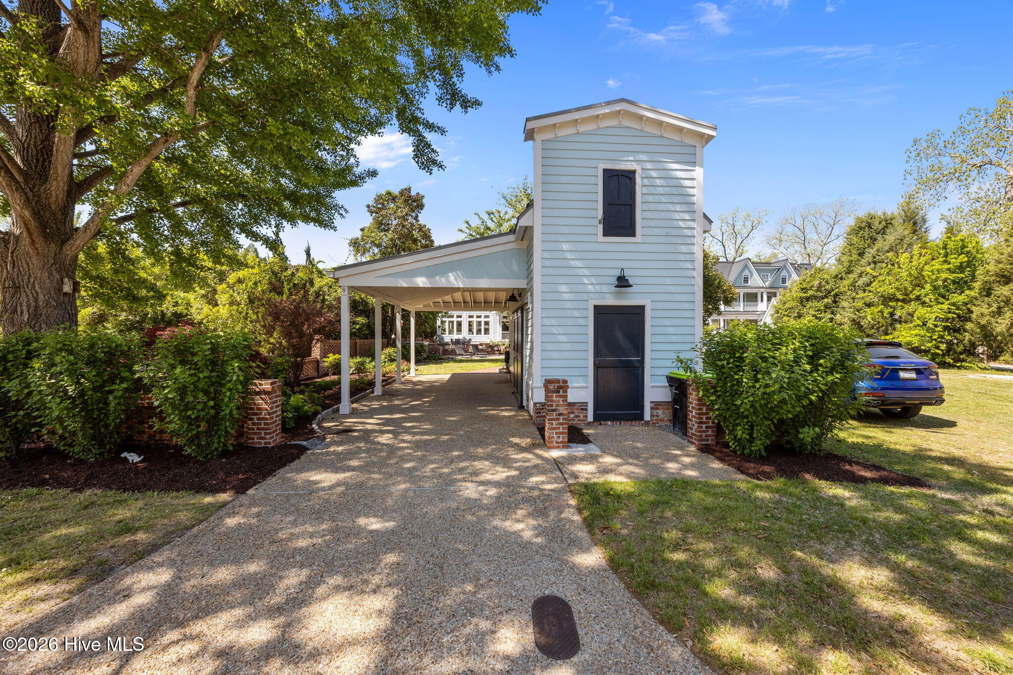 604 East Front Street New Bern, NC 28560 - Photo 3 of 53 Detached carriage house