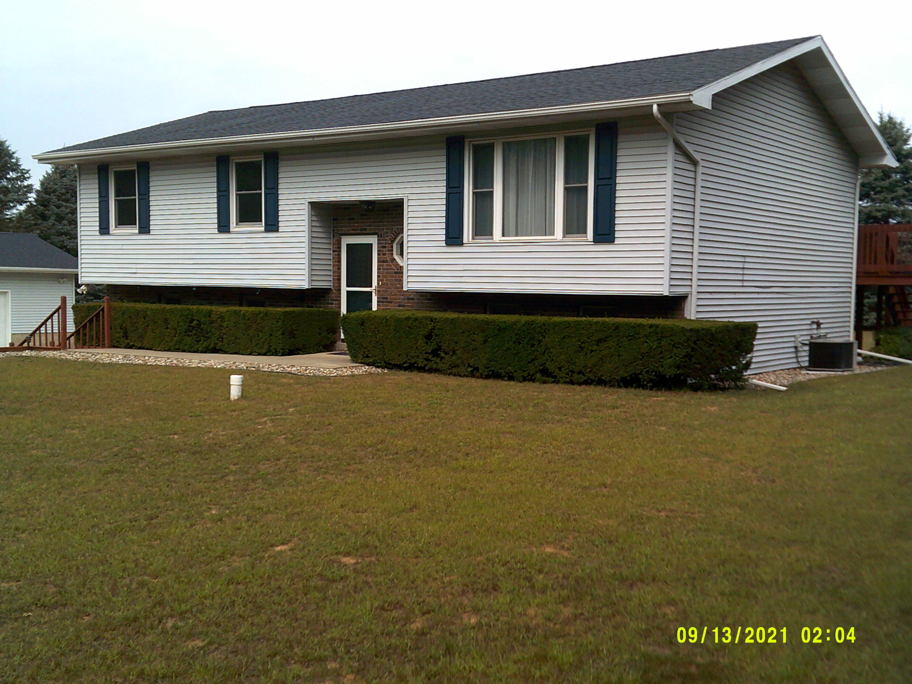 5453 Carmody Road Coloma, MI 49038 - Photo 2 of 34 DSCF0029